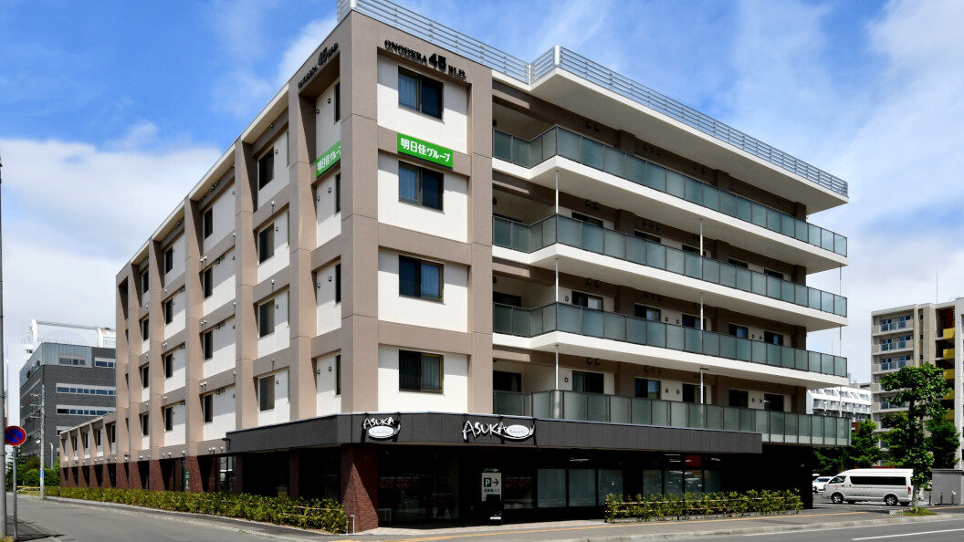 r02.外観・南西面