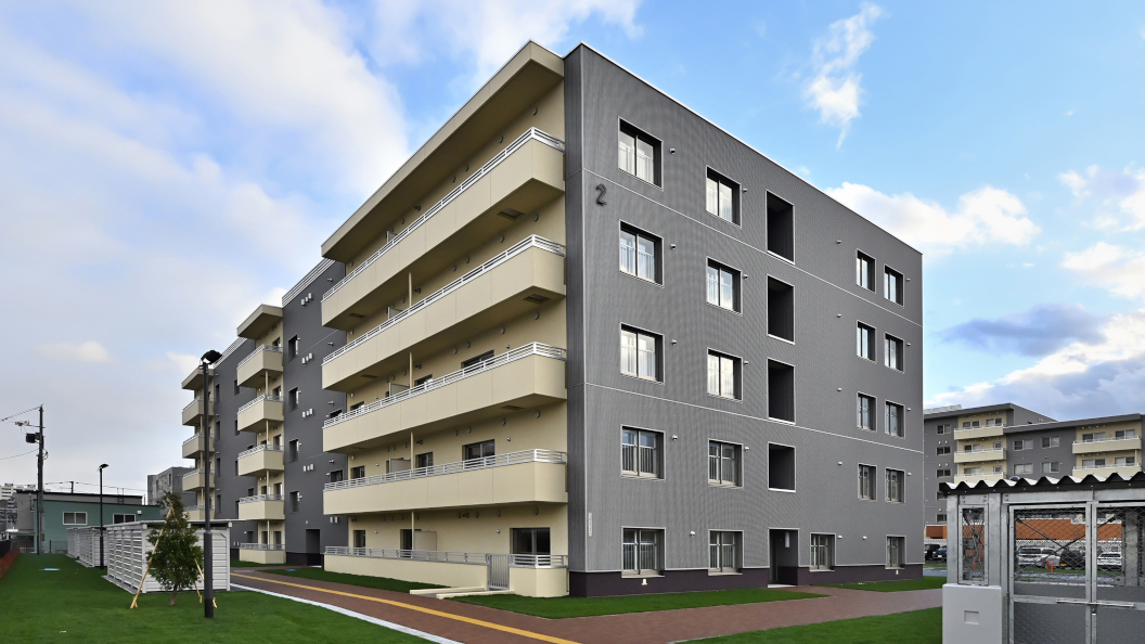 001 外観（北東面）